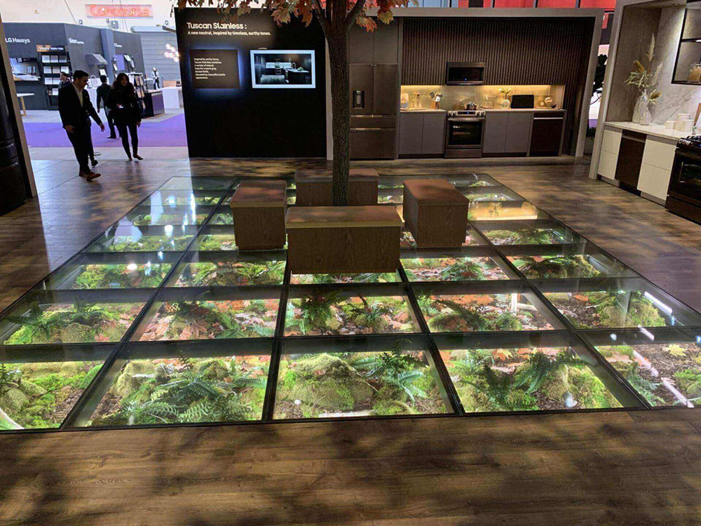 Commercial Space Design Using Glass Flooring